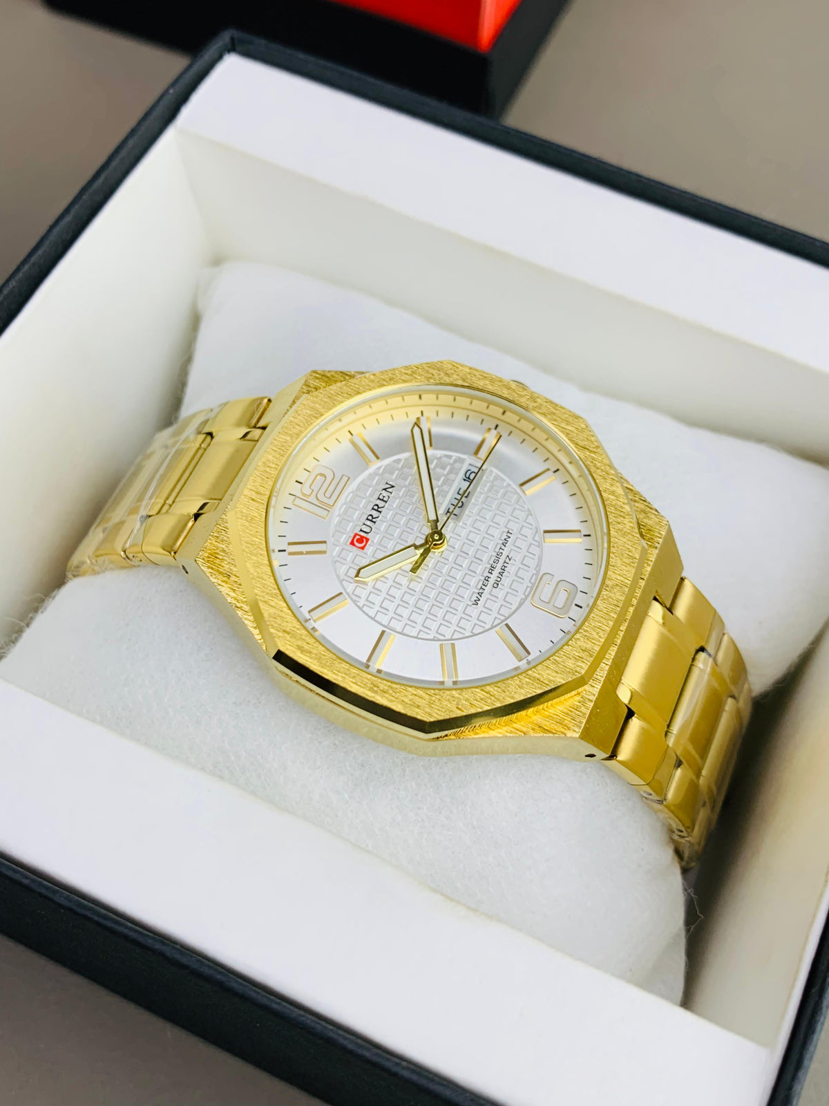 CURREN 8476 - New Shape Day Date Stainless Steel Chain Watch For Men's